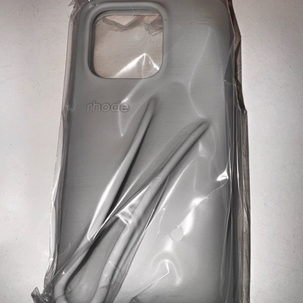 RHODE Lip Case in Silver- BRAND NEW - Picture 5 of 5